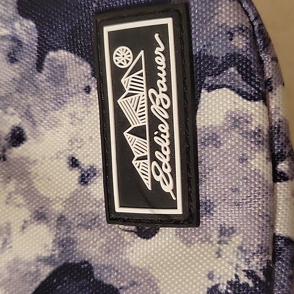Womens Eddie Bauer travel purse. It is a navy camouflage rip stop fabric. - Picture 2 of 4